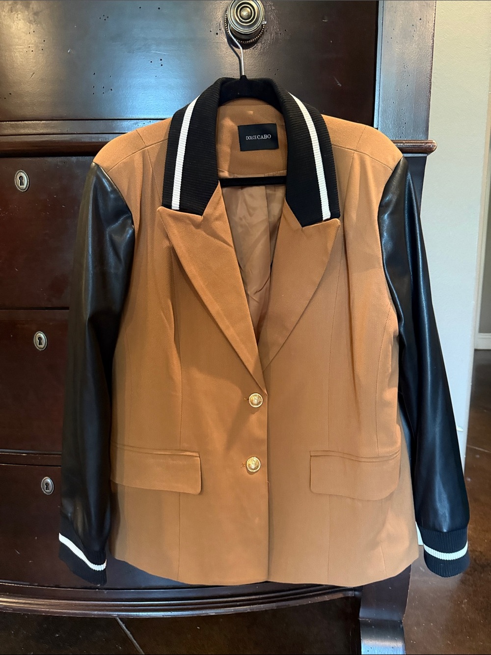 Dolce Cabo Tan and Black Two-Tone Blazer